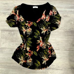 Aritzia Babaton Floral Top